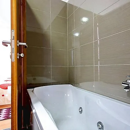 Holiday home Genia *