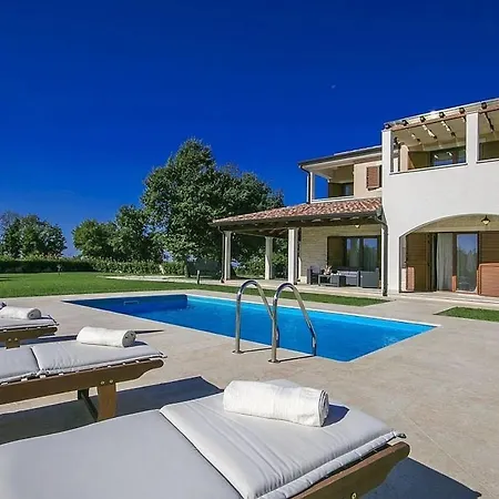 Genia Holiday home