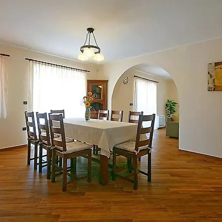 Genia Holiday home Baderna
